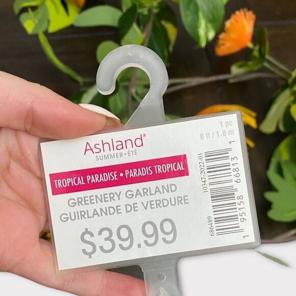 ashland | Tropical Paradise Greenery Garland - Picture 4 of 4